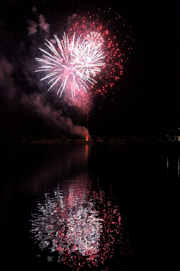 fuegos-artificiales-en-la-laguna1