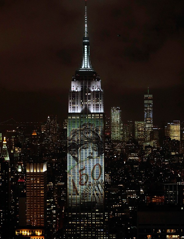 harpersbazaar-empire-state-4.jpg.imgw.1280.1280