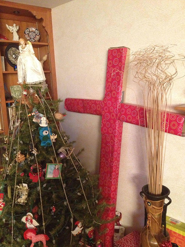 funny-christmas-gifts-trolling-31-5a37892b06d92__700