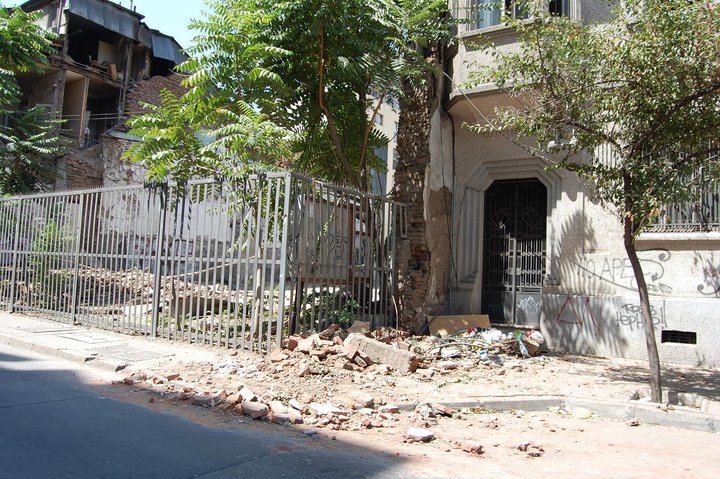 Algunas casas del centro en Compañía casi esquina San Martín._1348651509130