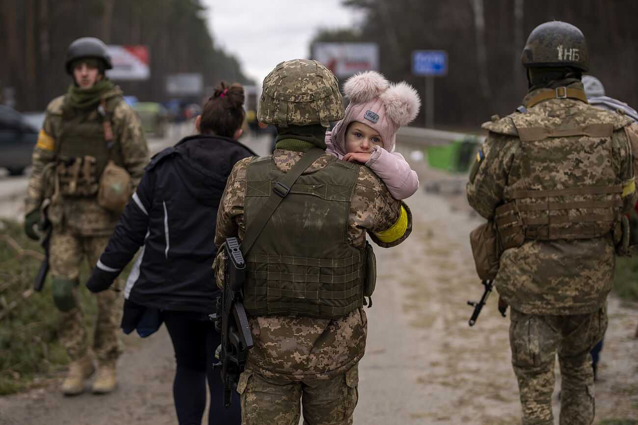Evacuacion civiles guerra Ucrania