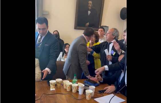 Opera Captura de pantalla_2022-10-13_150222_twitter.com