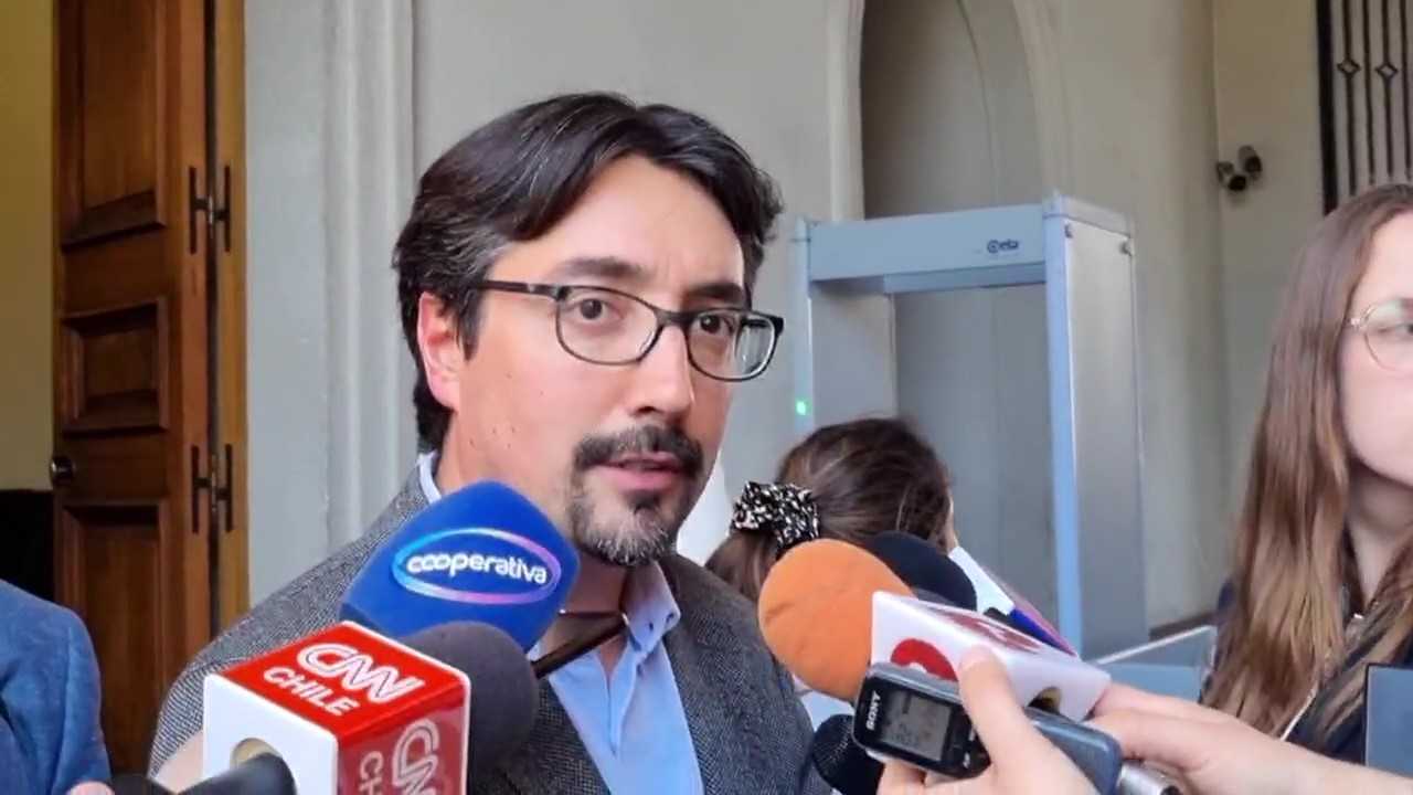 latorre comite politico 241022_Moment