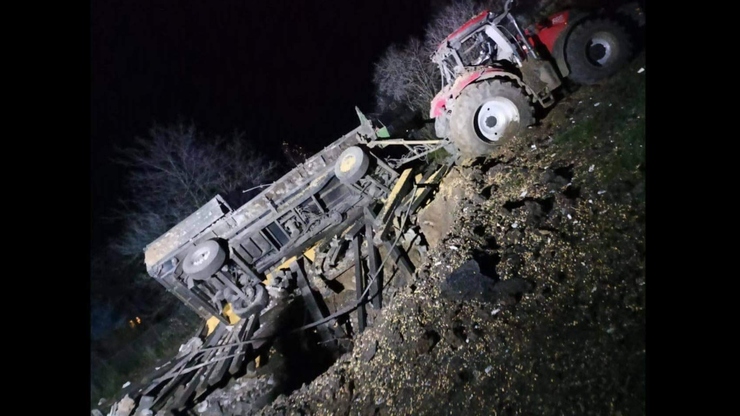 4zwzd53nwbuv21b7desc9tjn1poh4j9h