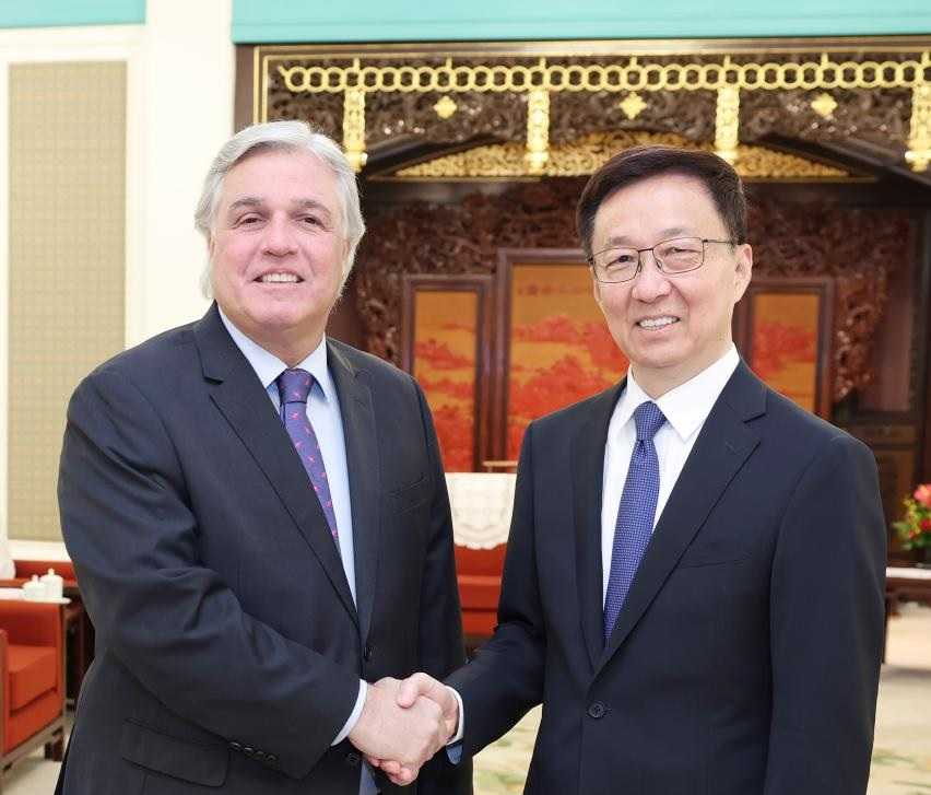 CANCILLERURUGUAYYVPTECHINA18ABRIL23