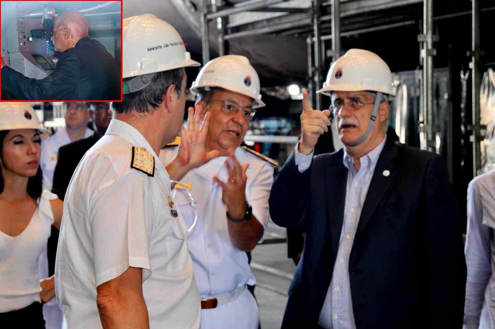 TAIANA-VISITA-ASTILLERO-BRA