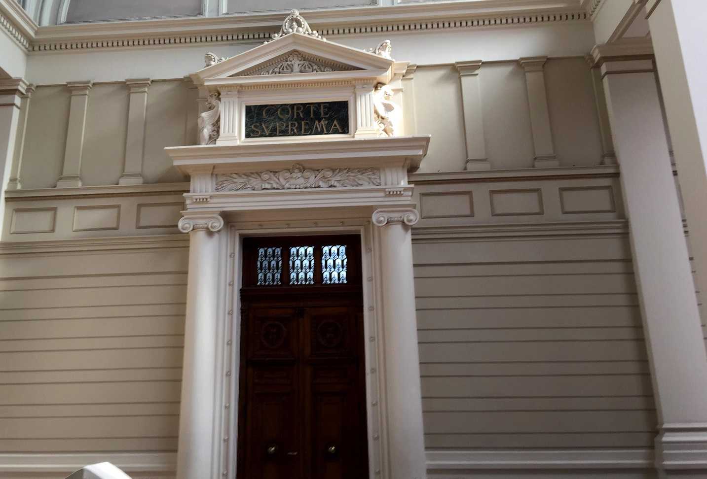 cortesupremainteriorpuerta