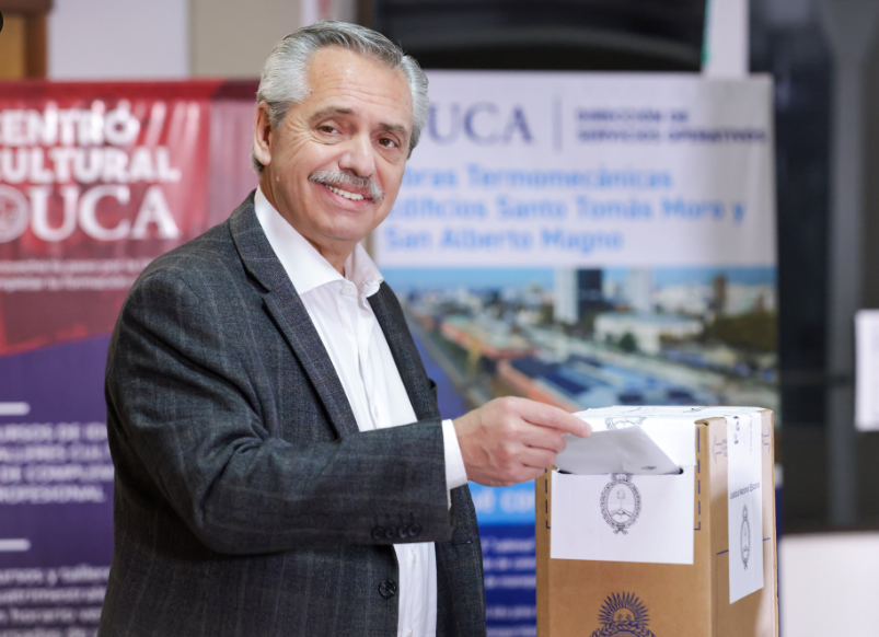 Opera Captura de pantalla_2023-10-23_095021_twitter.com