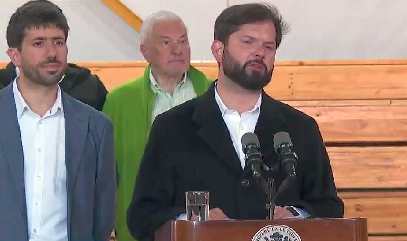 Pdte Boric Punta Arenas votacion 17-12-2023