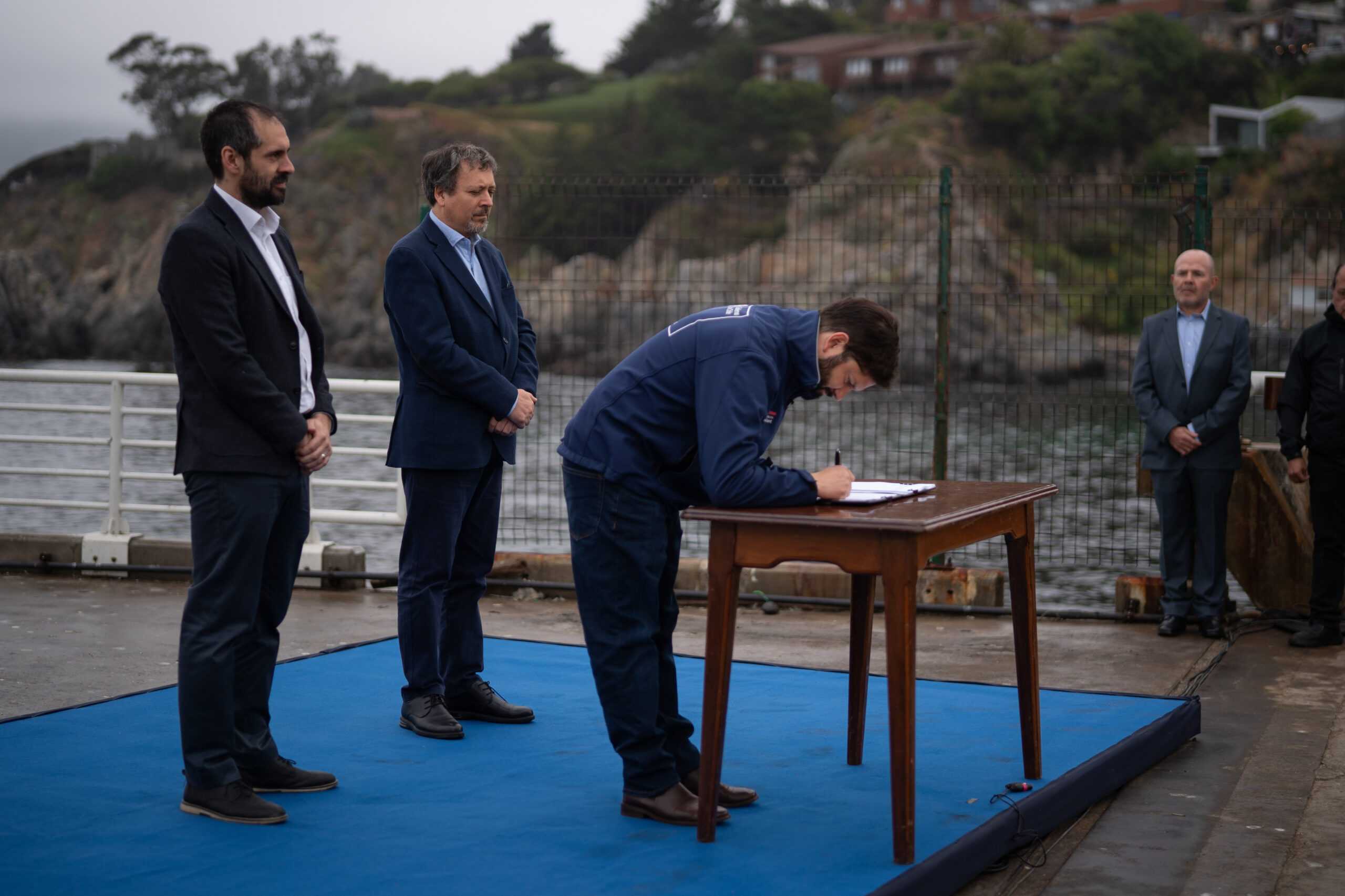 Pdte Boric firma proyecto de nueva Ley de Pesca Quintay 21-12-2023