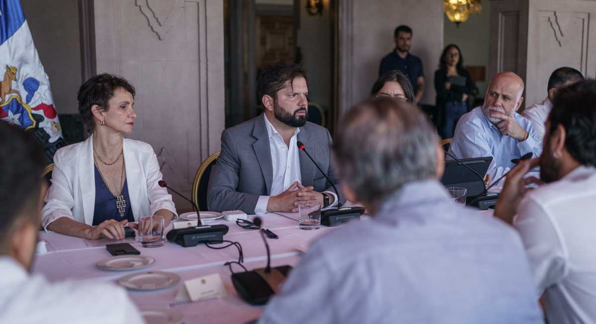 Encuentro comité politico partidos oficialistas Boric 12-01-2024