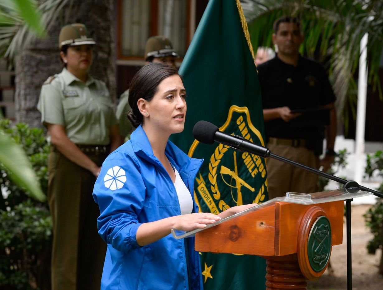 macarena-ripamonti-foto-carabineros