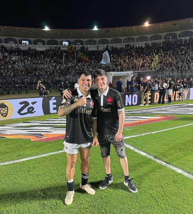 gary medel y su hijo