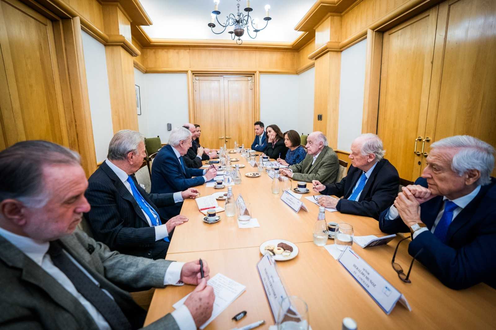 Consejo de excancilleres