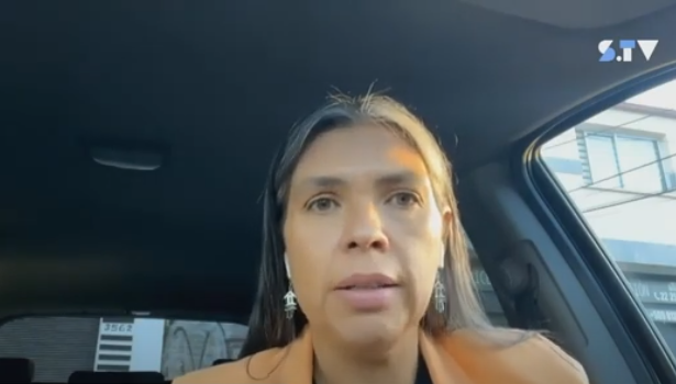 Fotocaptura de Bárbara Figueroa en programa Línea Uno de Santiago Tv y Radio Usach