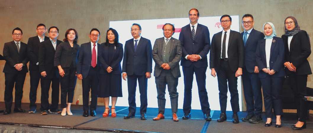 Delegación de empresarios indonesios junto a autoridades de Chile e Indonesia-2