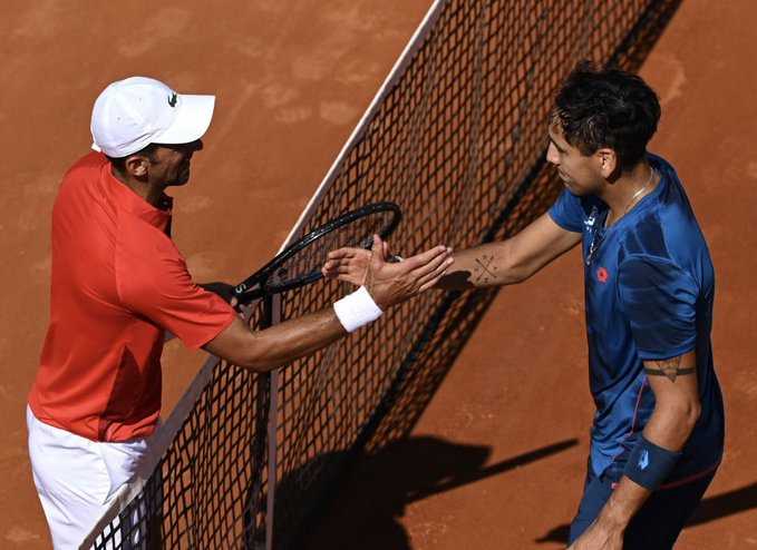 Novak Djokovic y Alejandro Tabilo