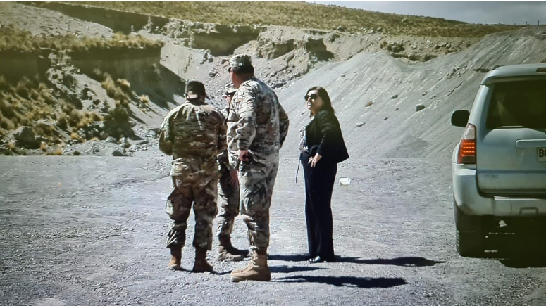 Ministra en visita Jenny Book