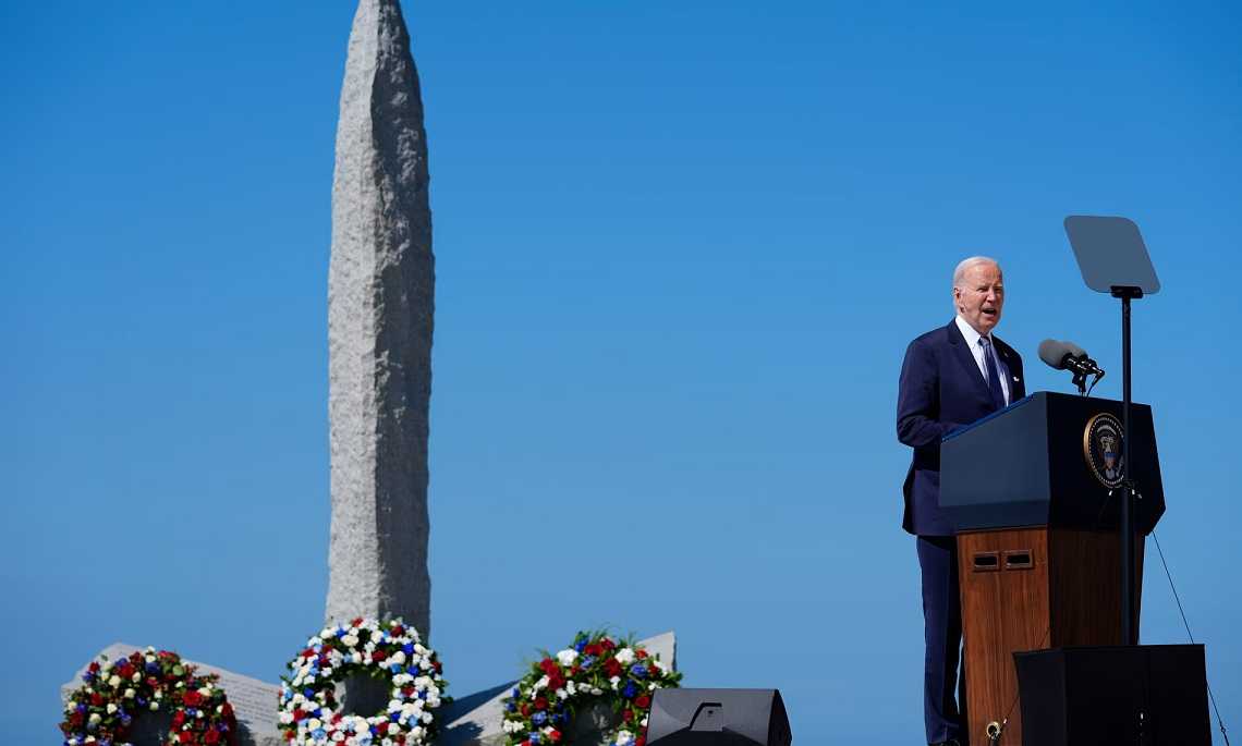 Pdte Joe Biden durante su discurso de este viernes 07-06-2024 en Point du Hoc en Normandía. Fotografía Evan Vucci-AP