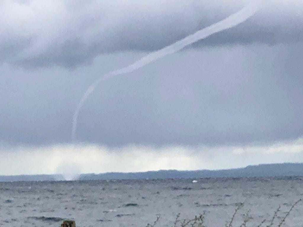 tromba marina-red geologica de chile