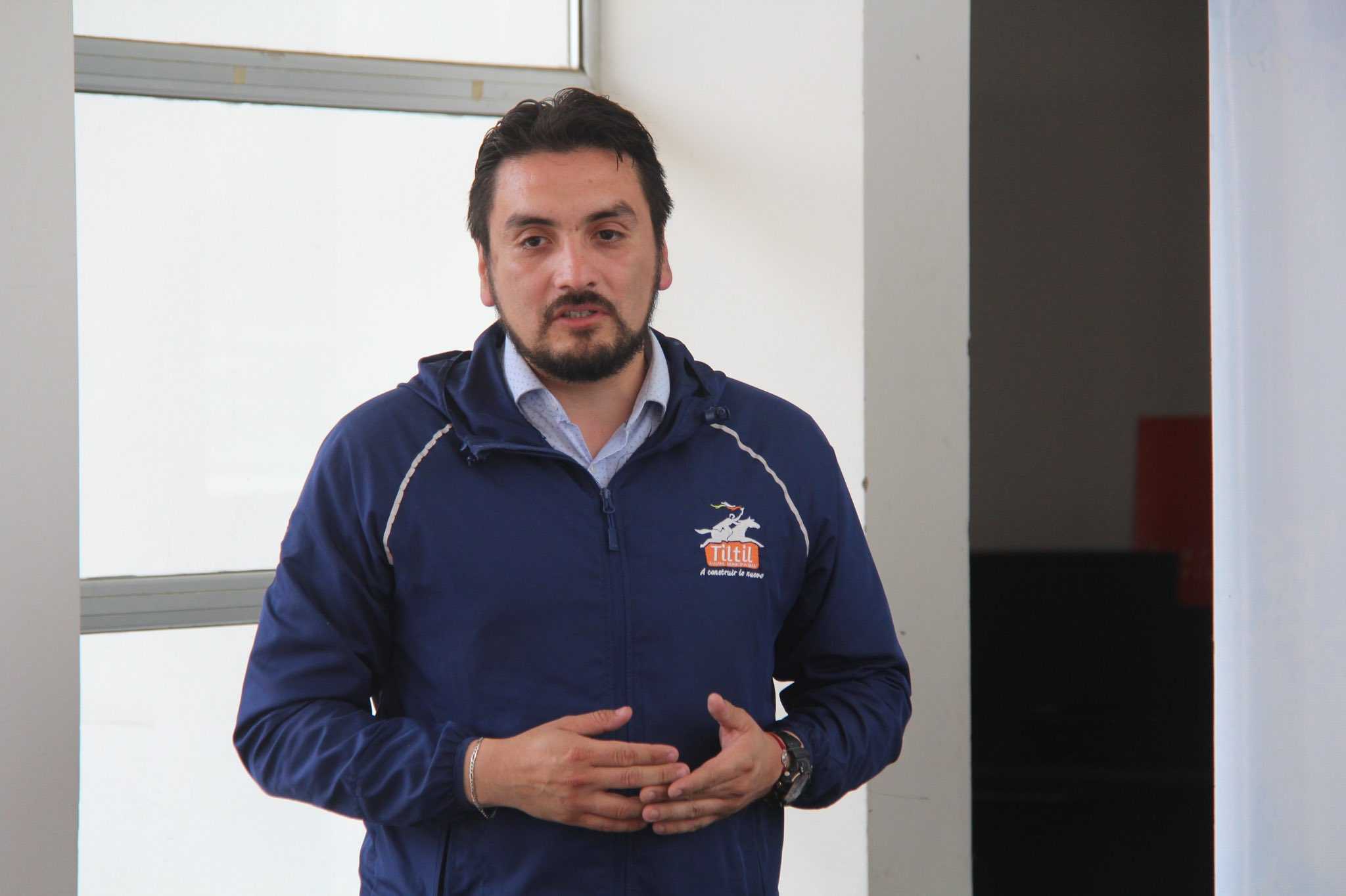 Alcalde de Tiltil, Luis Valenzuela1