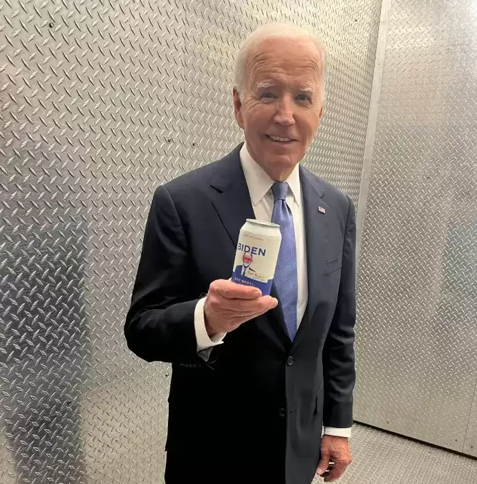 BIDEN CAMPANA