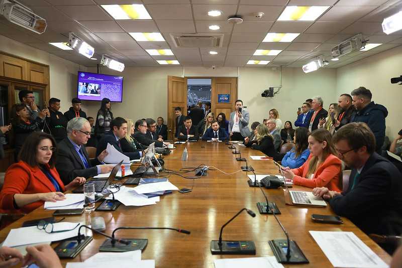 Comision Cámara rechaza nuevo retiro