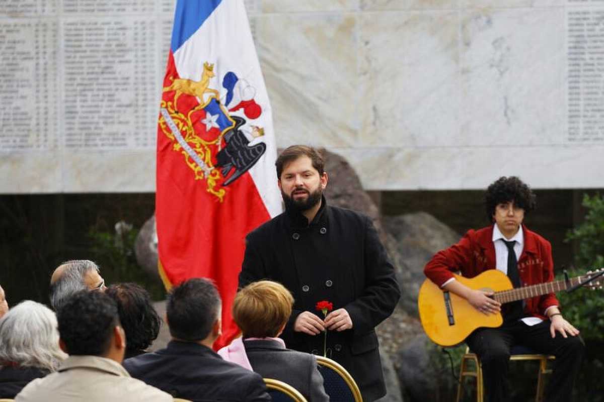 Pdte Boric Día del Detenido Desaparecido