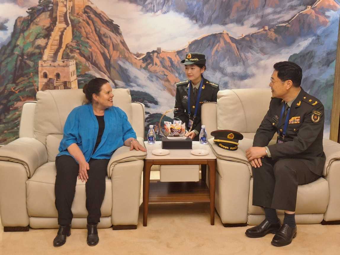 Ministra de Defensa Maya Fernández visita China 08-09-2024
