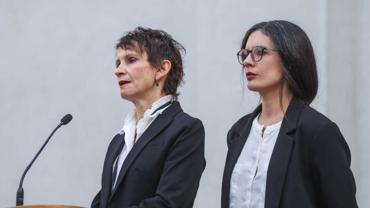 Carolina Tohá - Camila Vallejo