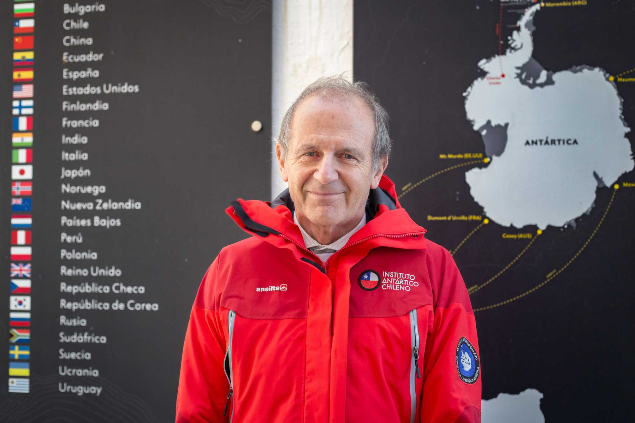 Dr.-Gino-Casassa-director-INACH-2048x1366