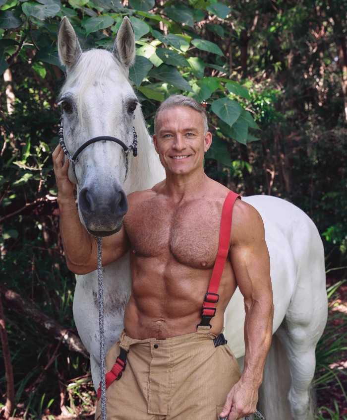 DAVE Australian Firefighters HORSE Calendar 2025 15