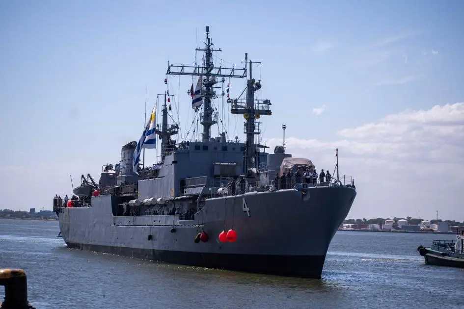 ROU Artigas Armada de Uruguay