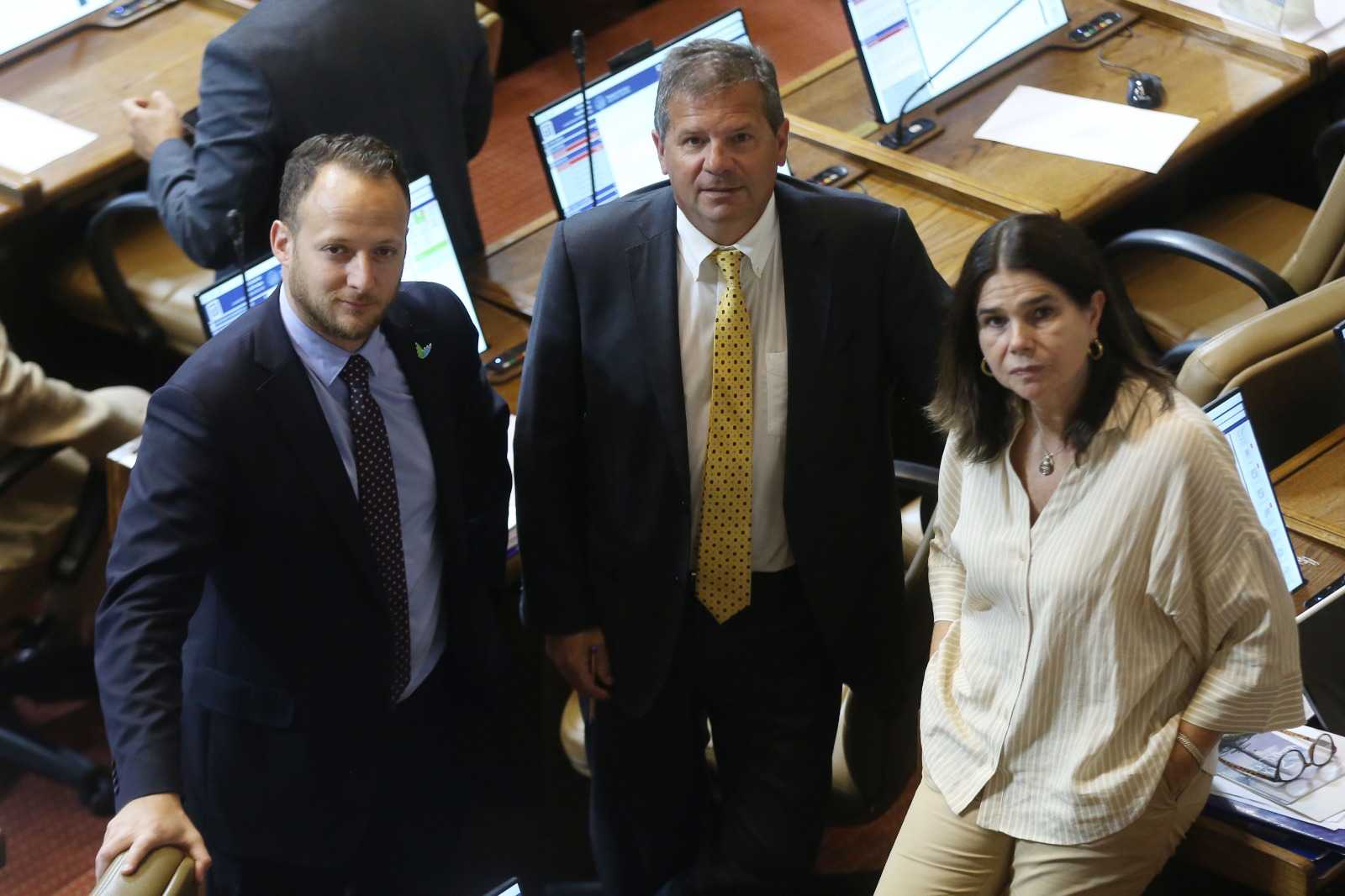 WhatsApp Image 2025-01-14 at 17.49.11