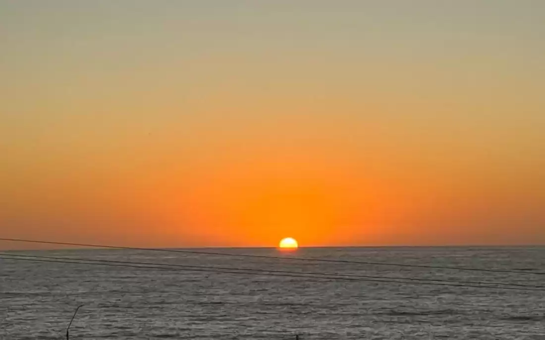 crisis puesta de sol