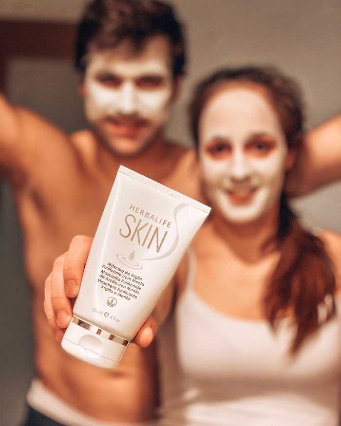 Herbalife SKIN_ couple's selfcare-2