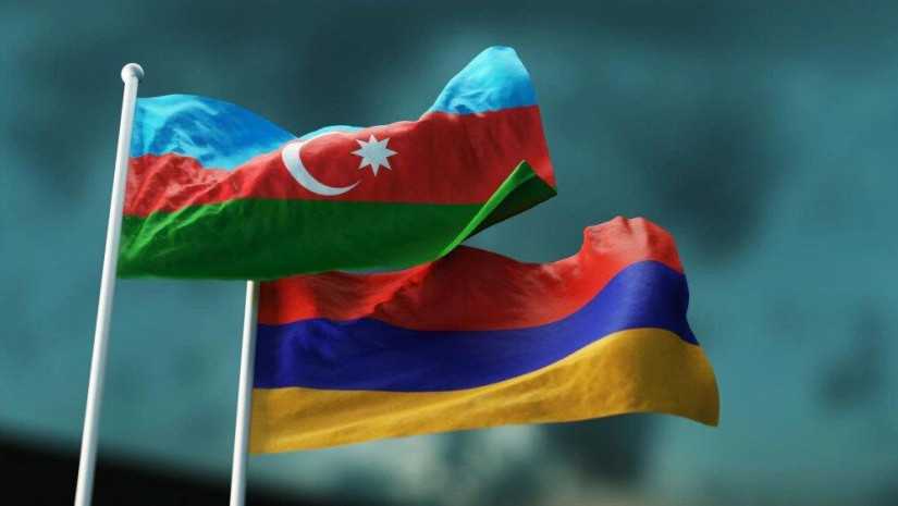 Banderas de Azerbaiyán y Armenia