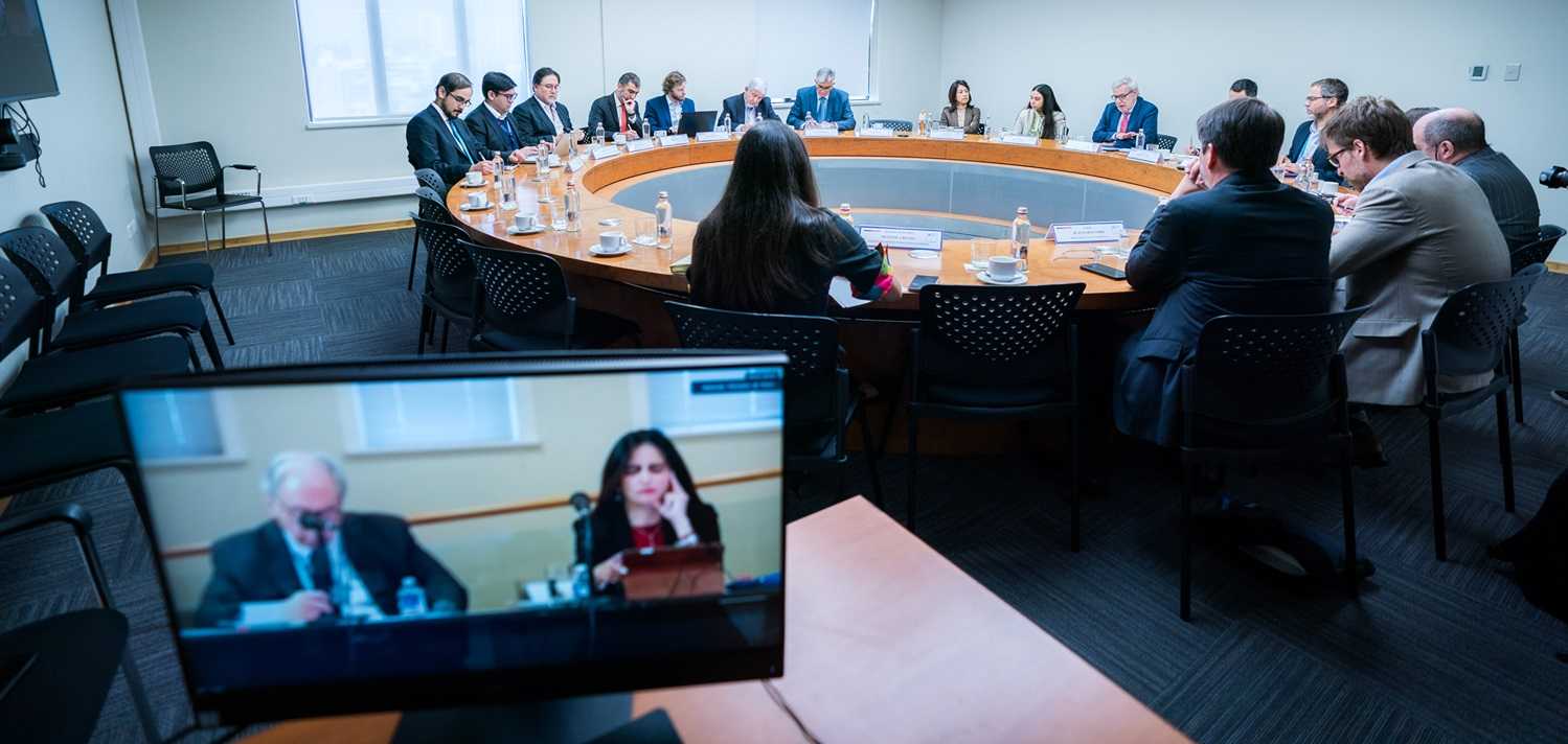 Reunión público-privada Aranceles EEUU 14-04-2025