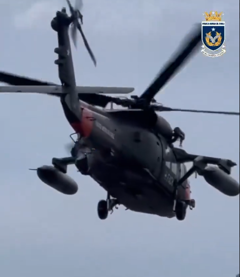 Opera Captura de pantalla_2025-05-08_153634_x.com