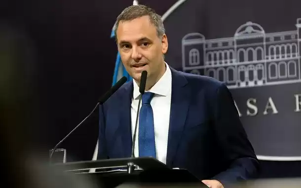 manuel-adorni-paro-cgtjpg