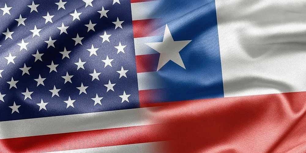 Banderas de EEUU y Chile