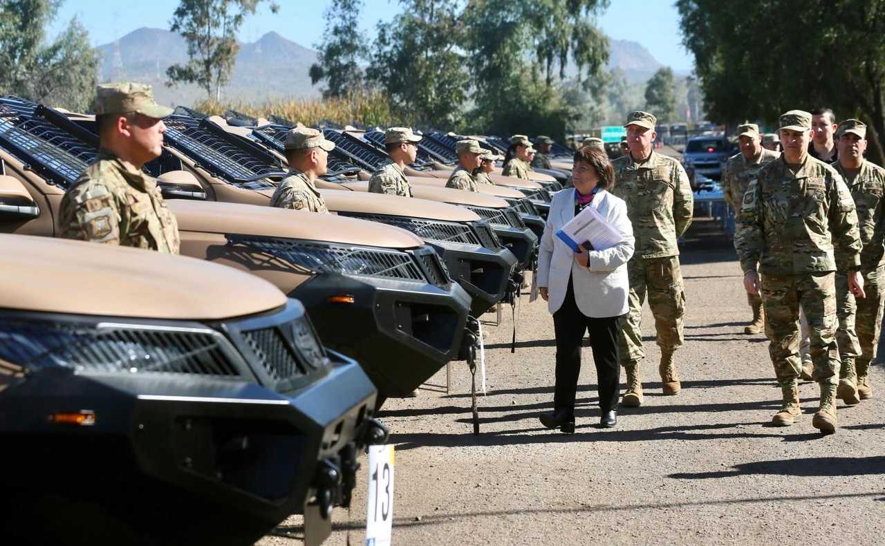 Entrega camionetas al Ejército 17-07-2025