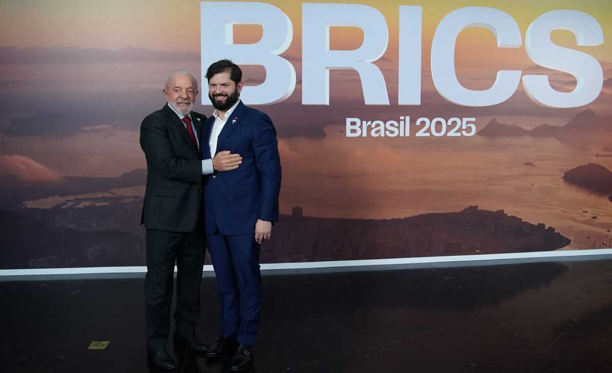 Pdtes Lula da Silva y Gabriel Boric Cumbre BRICS Brasil 06-07-2025