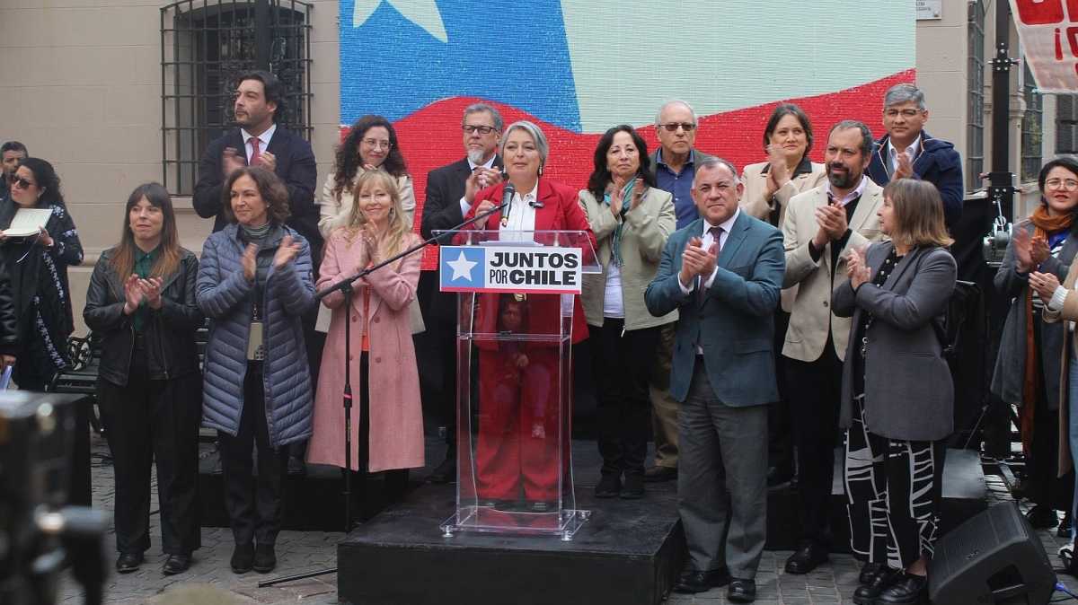 Jara presenta ejes programatico y mas equipode campaña 18-08-2025