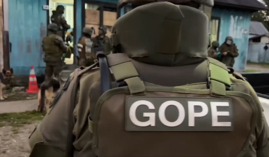 Opera Captura de pantalla_2025-10-09_130837_x.com