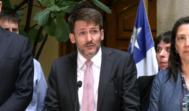 Opera Captura de pantalla_2025-11-25_192140_www.24horas.cl