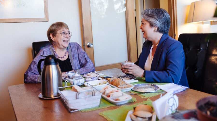 Reunión Michelle Bachelet Jeannette Jara 27-11-2025