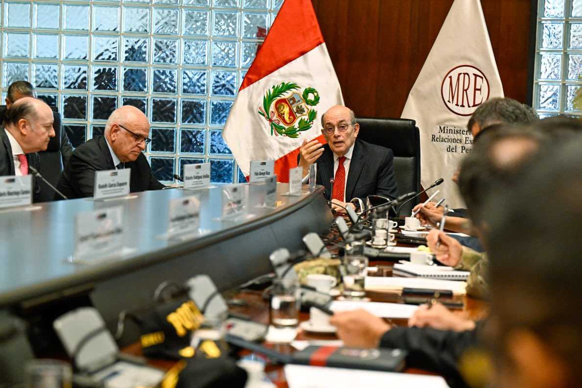 peru canciller