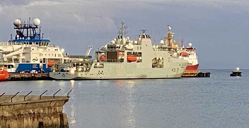 HCMS Margaret Brooke en Punta Arenas enero 2025