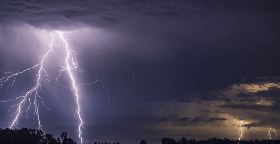 tormentas eléctricas